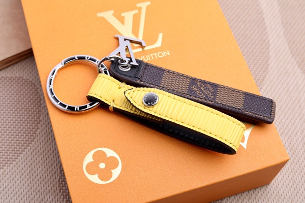 ブランドキーホルダー背面デザイン